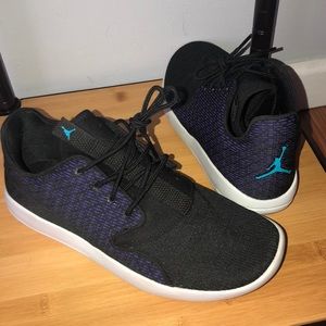 Black Jordan sneakers. In like new condition